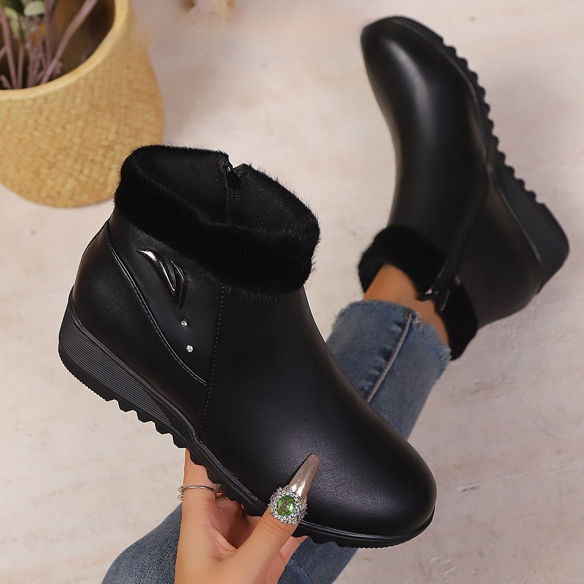 Women's Low-Heel Round-Toe Side Zipper Boots