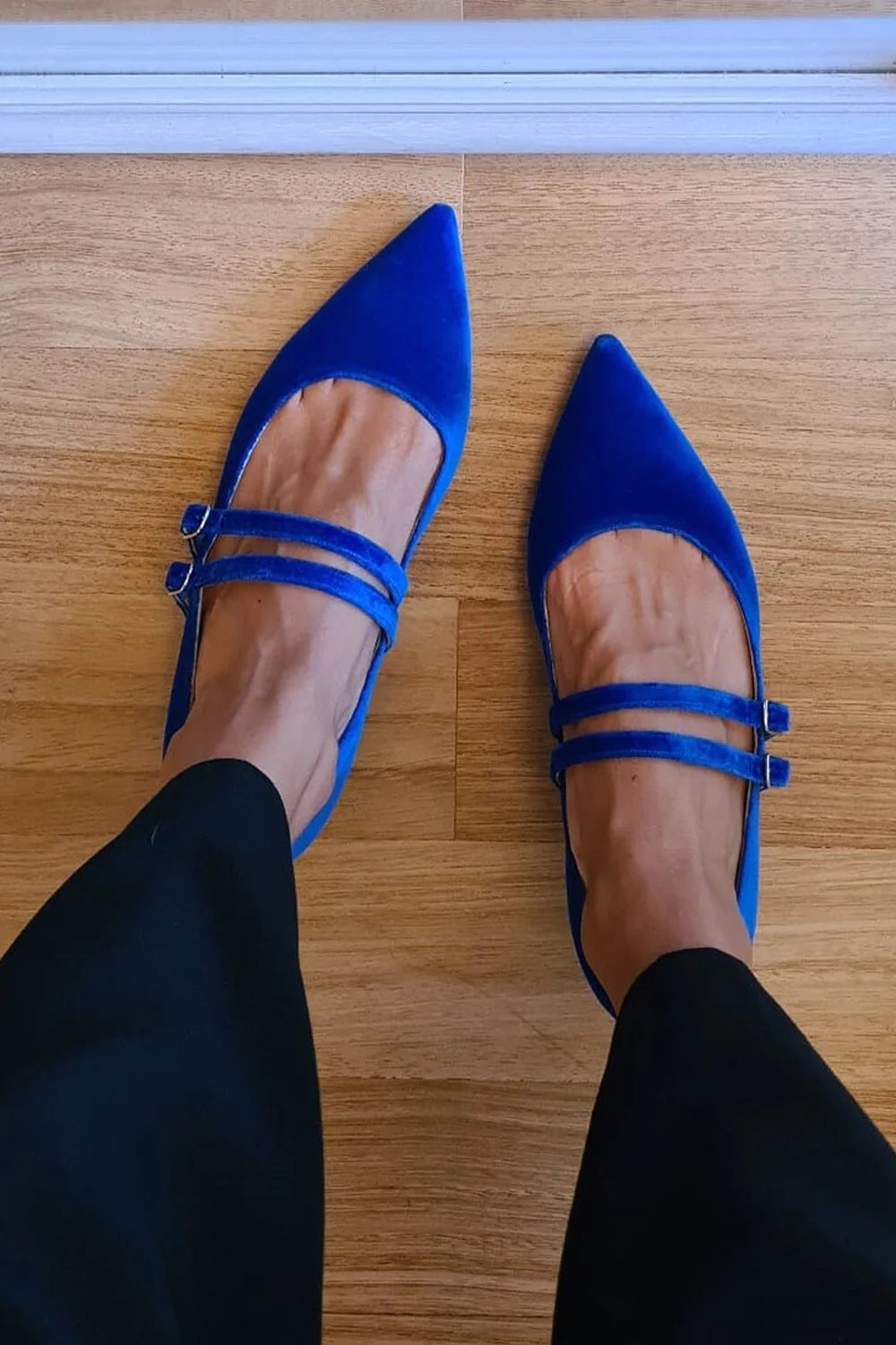 Women's Pointed-Toe Buckle Flats