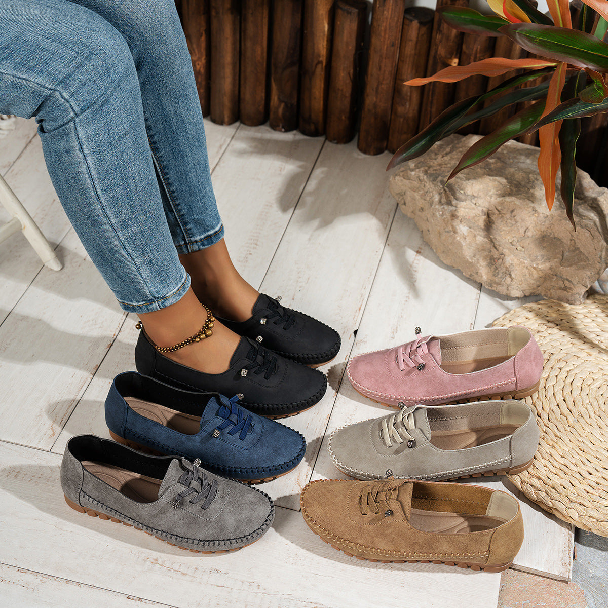 Women's Soft Lace-Up Flats