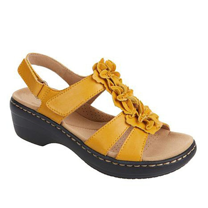 Hollow Wedge Casual Sandals