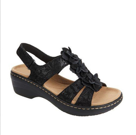 Hollow Wedge Casual Sandals