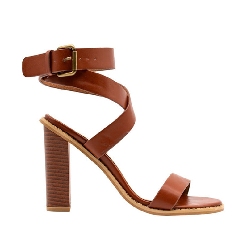 Women's Plus-Size Chunky Heel Sandals