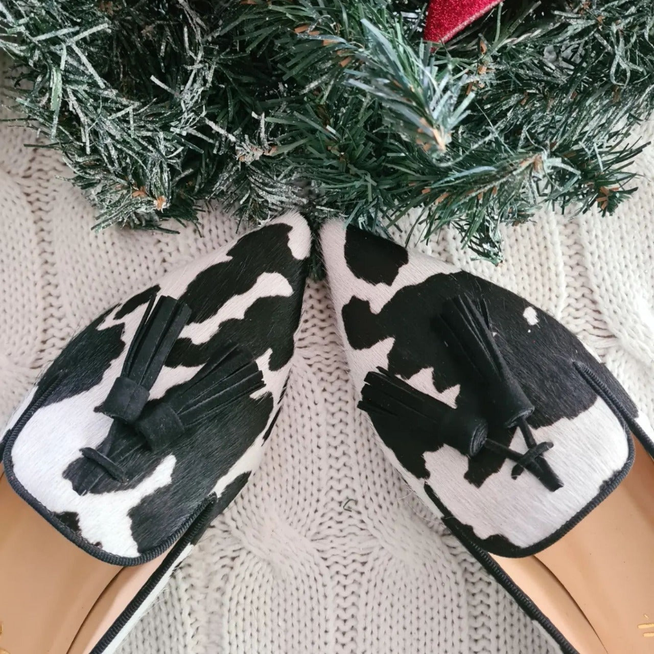 Women's Cows Pattern Tassel Casual Flats