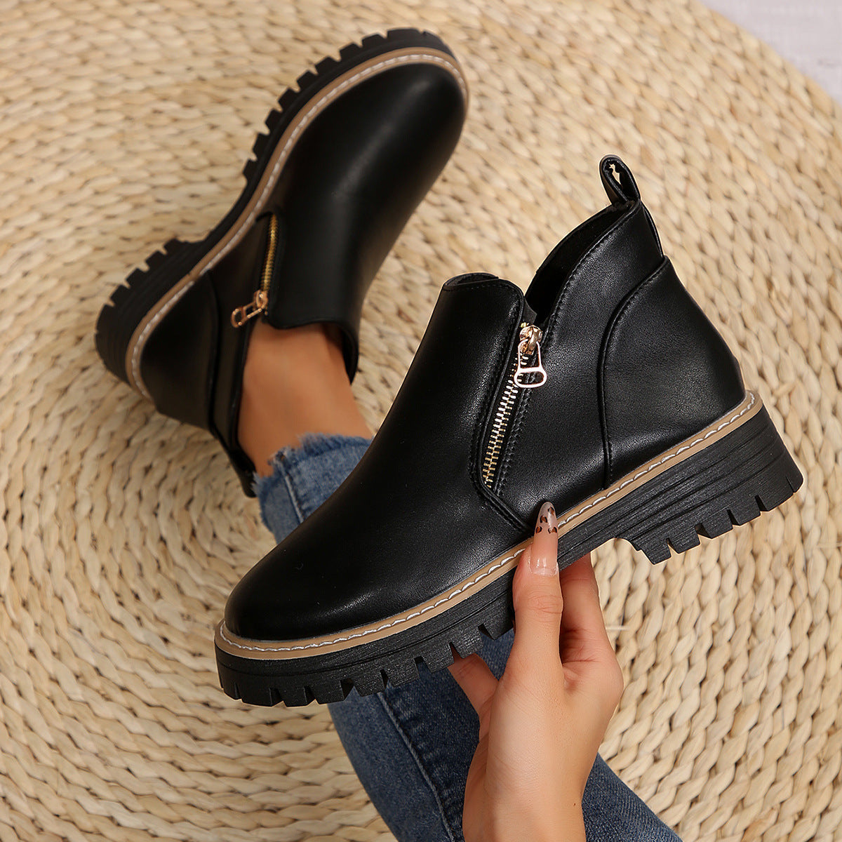 Round-Toe High-Heel Boots