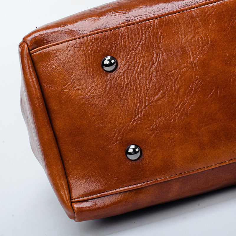 Women's Vintage Oil Wax Crossbody Bag