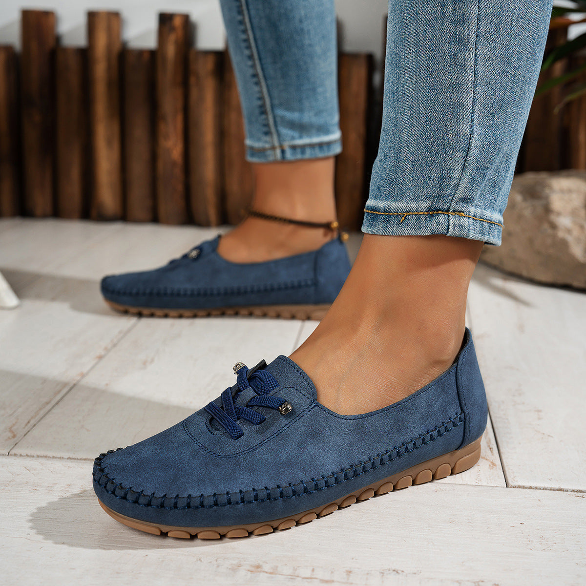 Women's Soft Lace-Up Flats