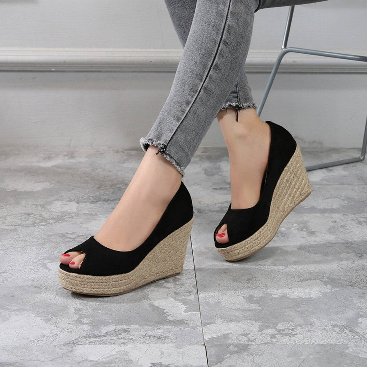 Korean And Slope Heel Fish Mouth Wedges