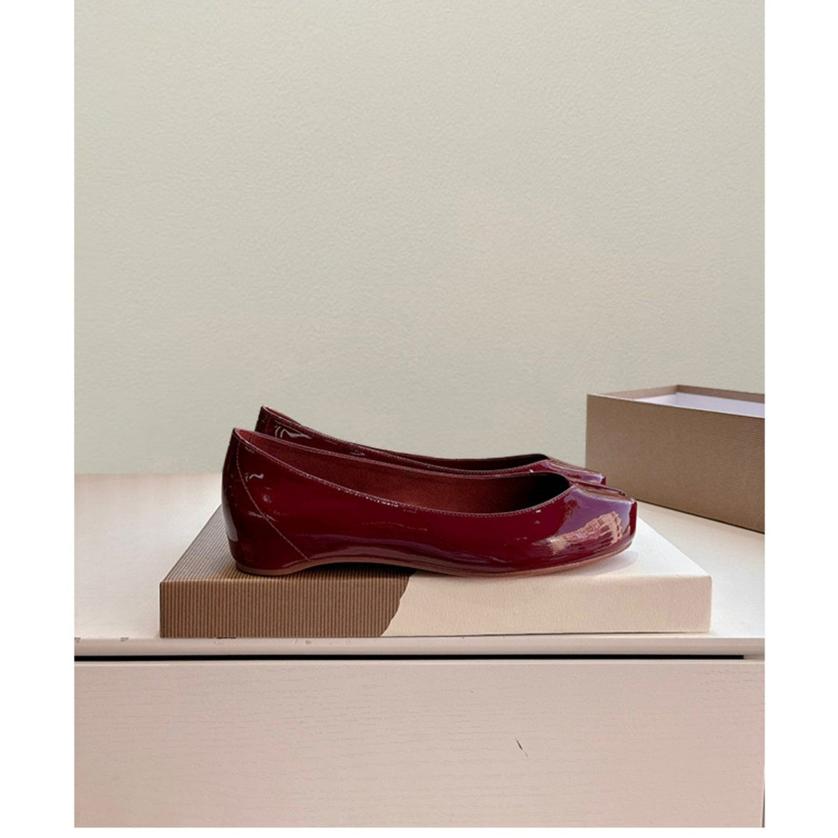 Women's Slip-on Split Toe Flats