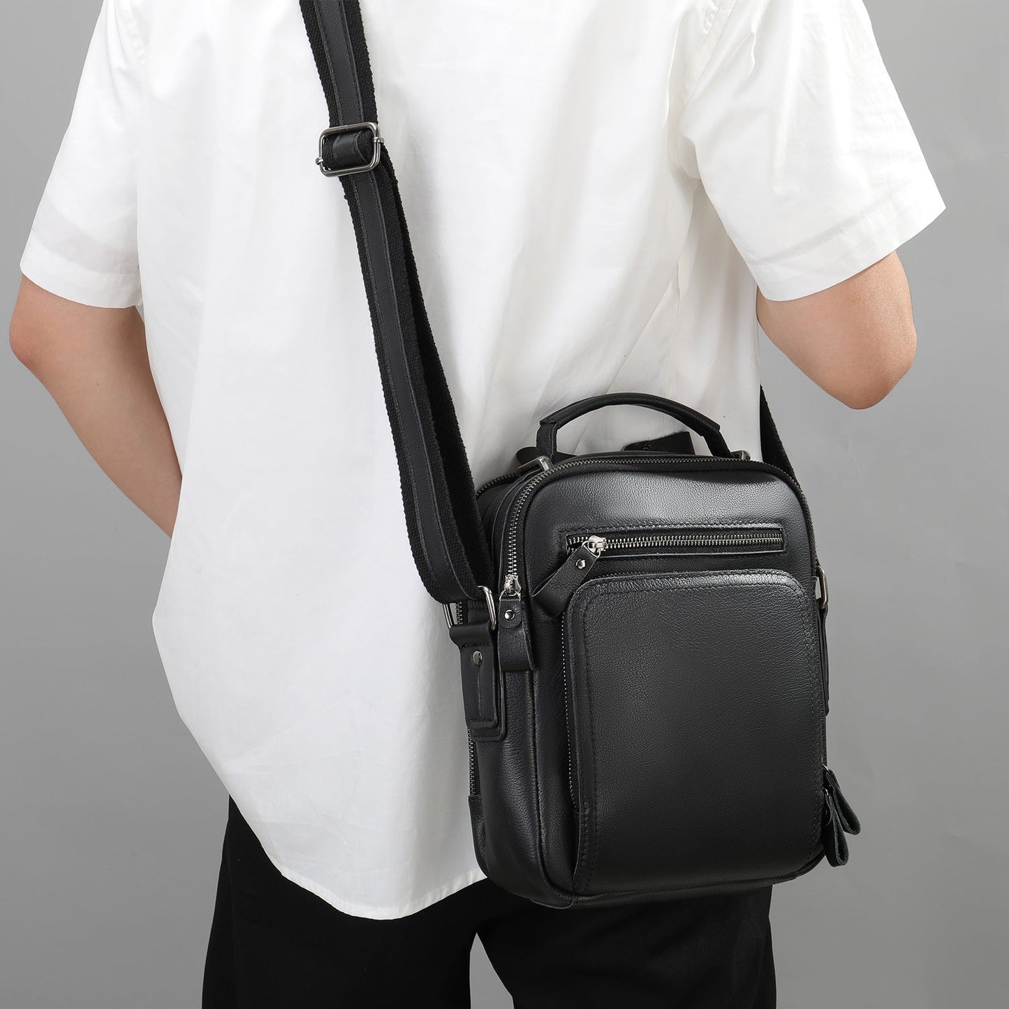 Leather Retro Shoulder Messenger Bag