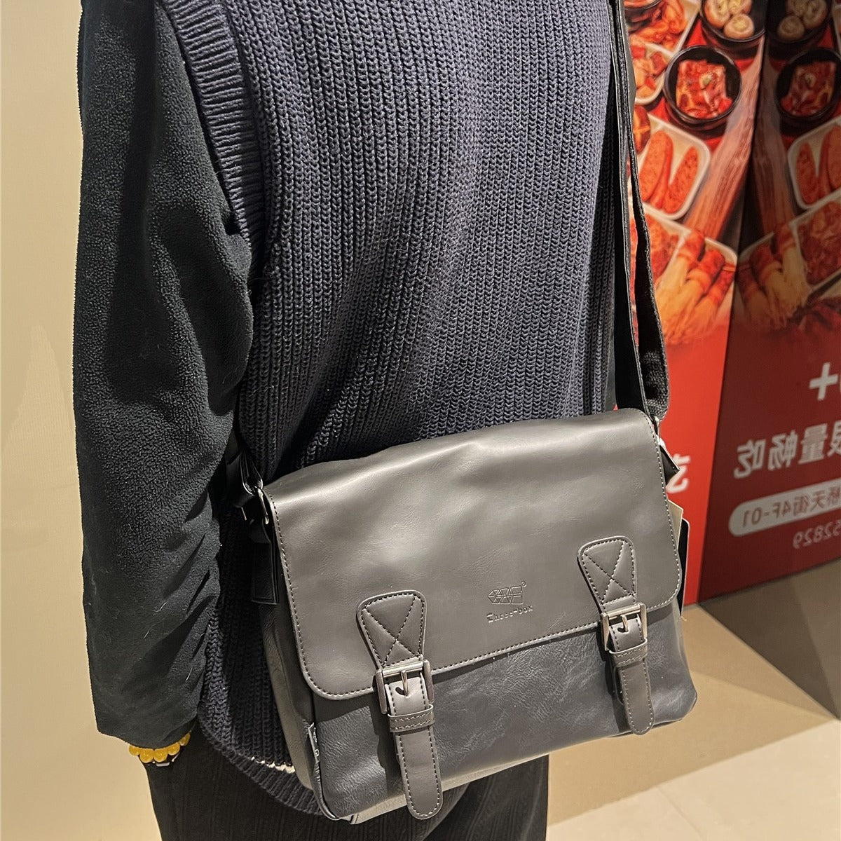 Men's Retro Casual Messenger Bag