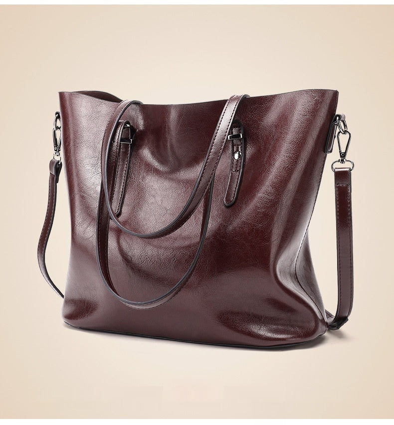 Women's Retro Style Oil Wax Shoulder Bag Travel Bag
