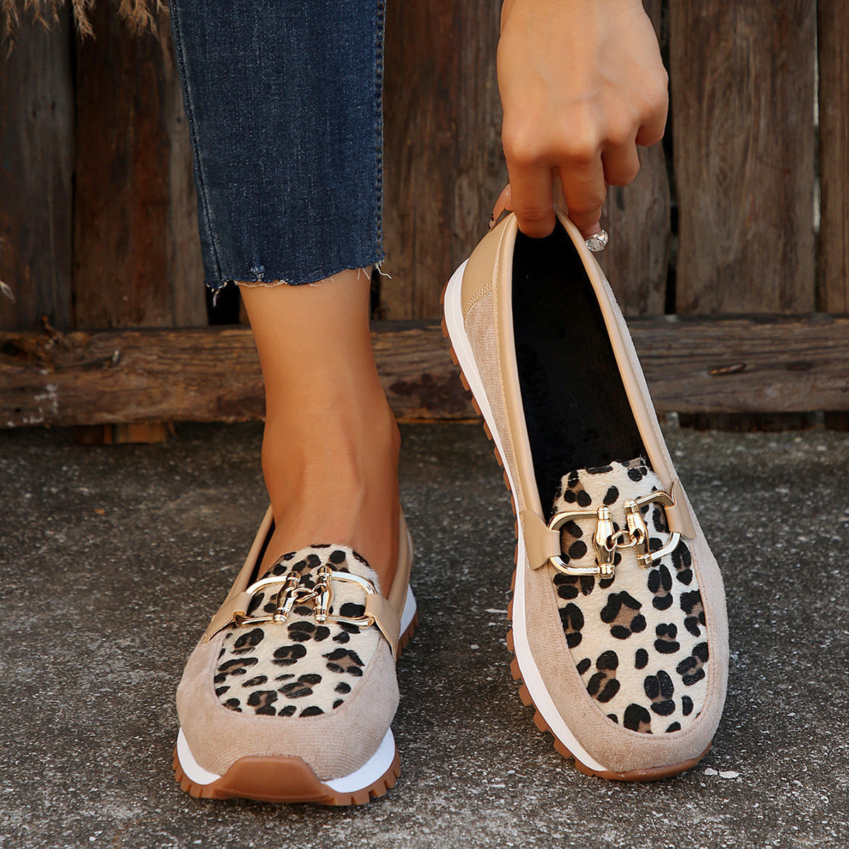 Women's Metal Buckle Flat Shoes