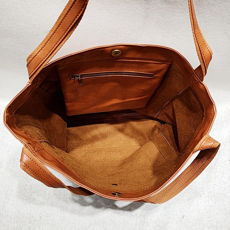 Retro Large Capacity Crossbody Bag
