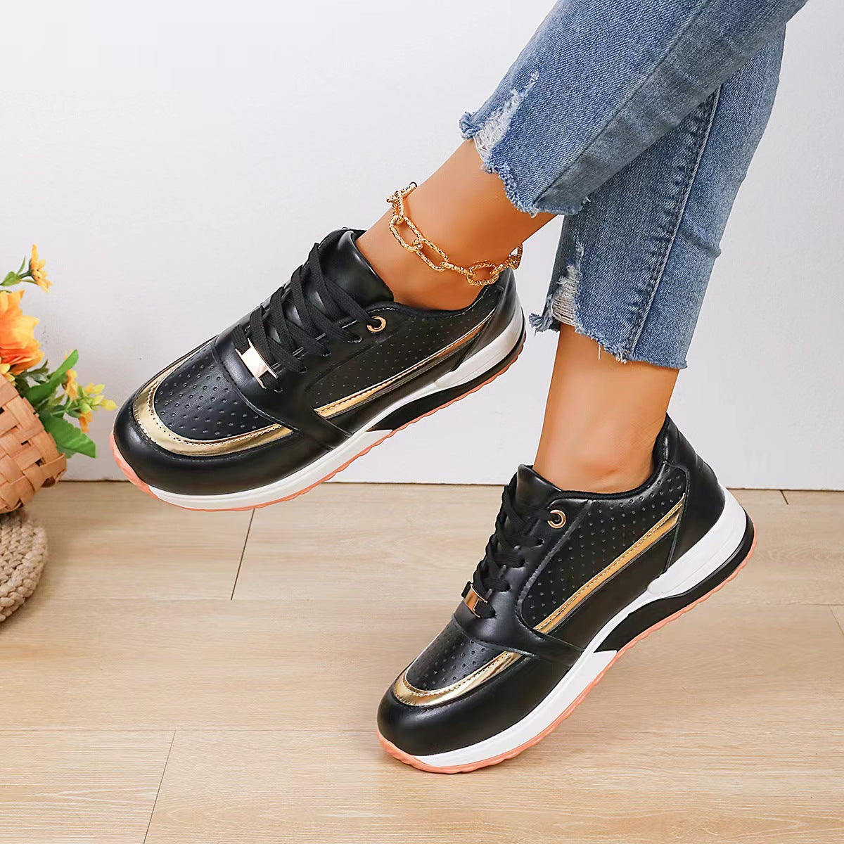 Women's Color-blocked Round-toe Lace-up Flats