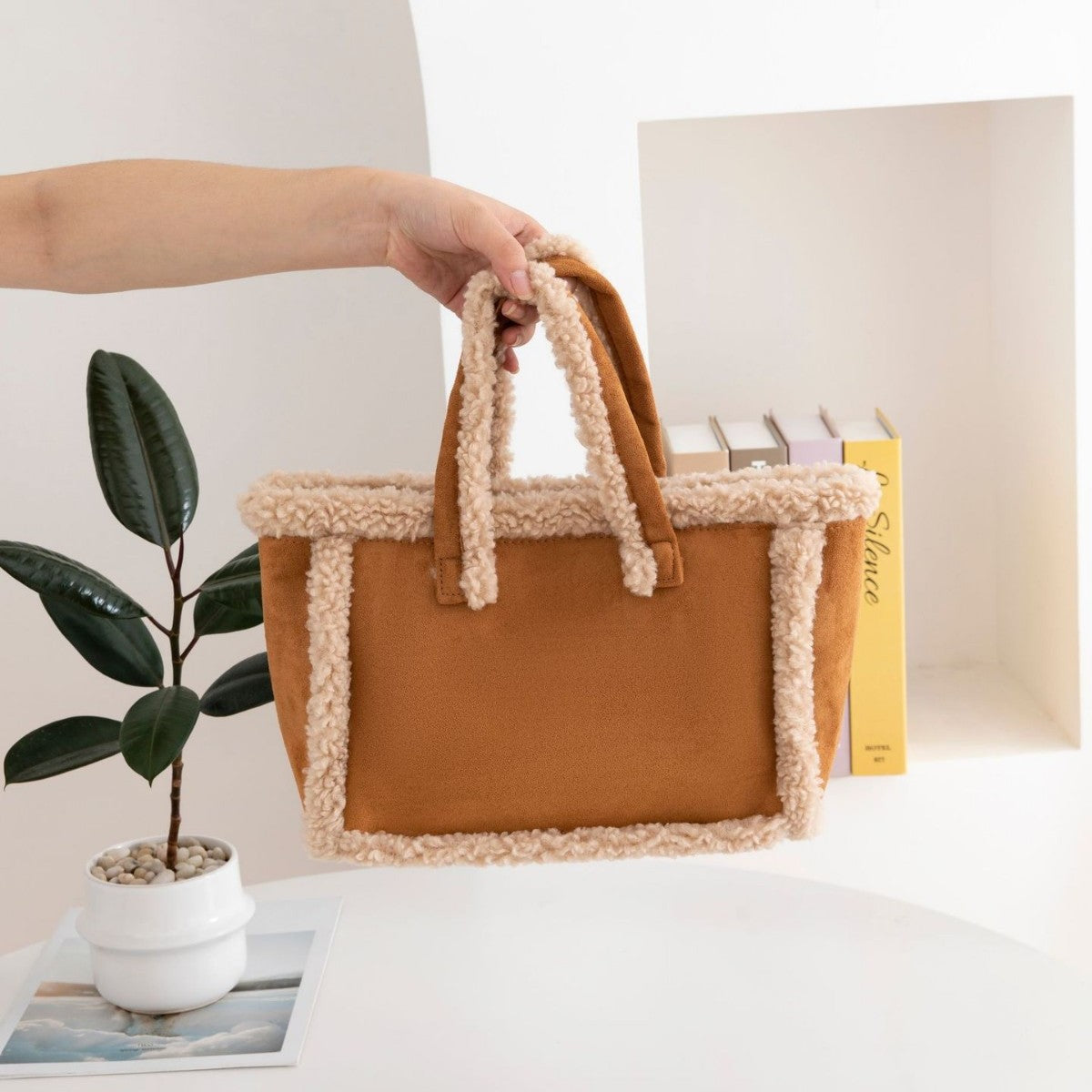 Women's Plush Crossbody Tote Bag Crossbody Bag
