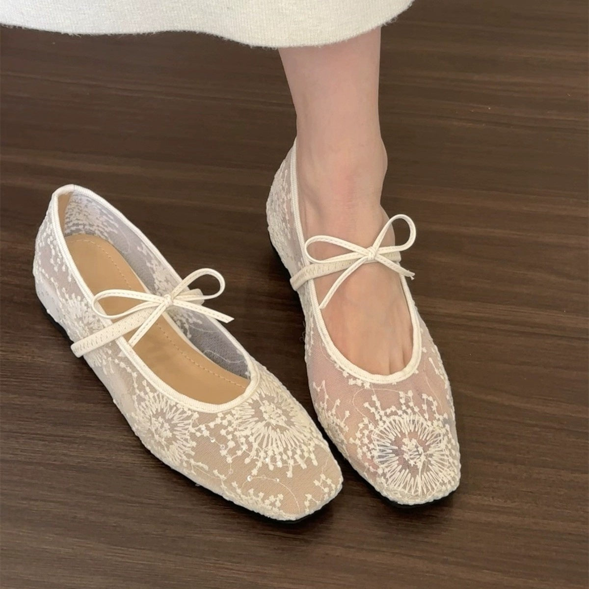 Women's Mesh Square-Toe Mary Jane Pumps