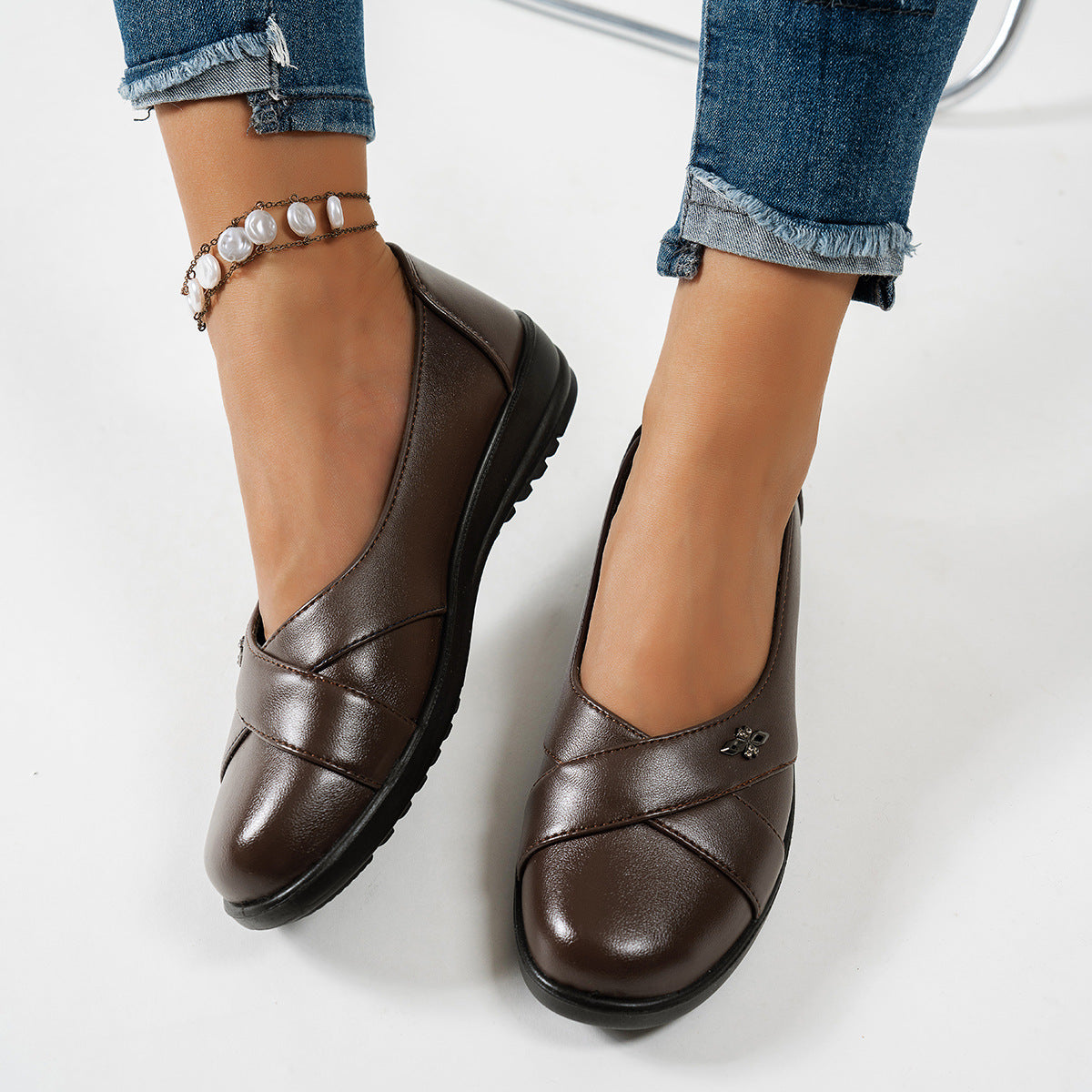 Women's Chanel-style Flat Loafers With A Metal