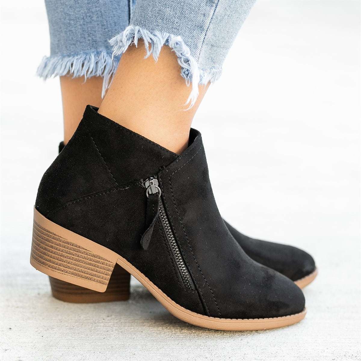 Women's Suede Boots with Chunky Sole