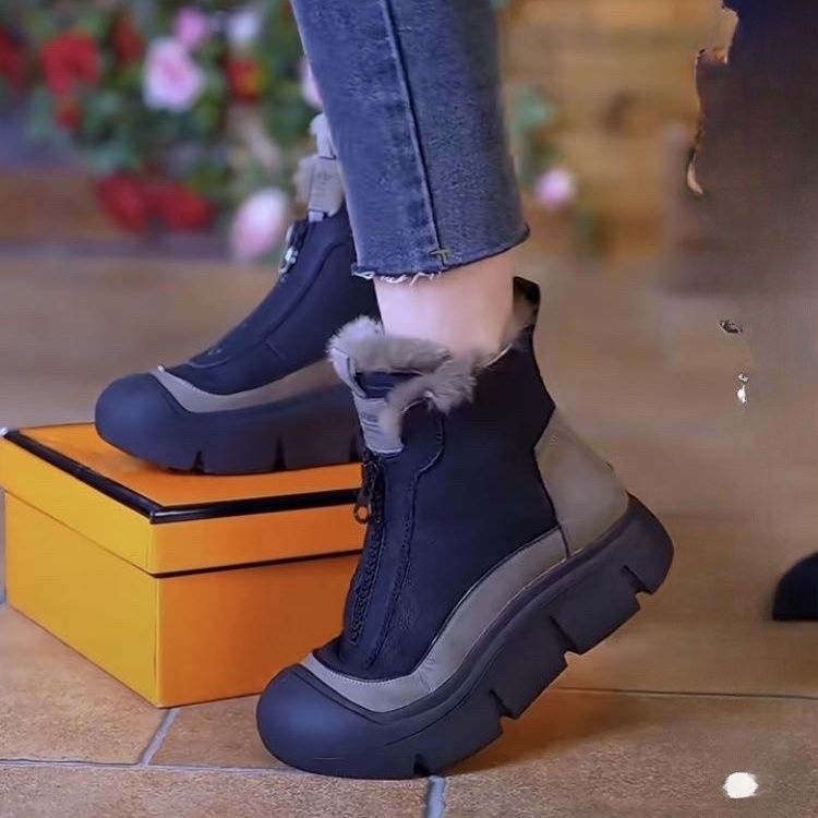 Women's Lightweight Soft Bottom Short Boots