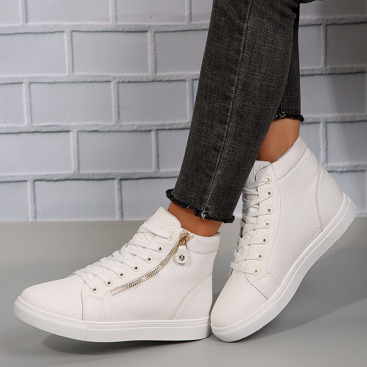 Women's Platform Lace-Up High-Top Casual Sneakers