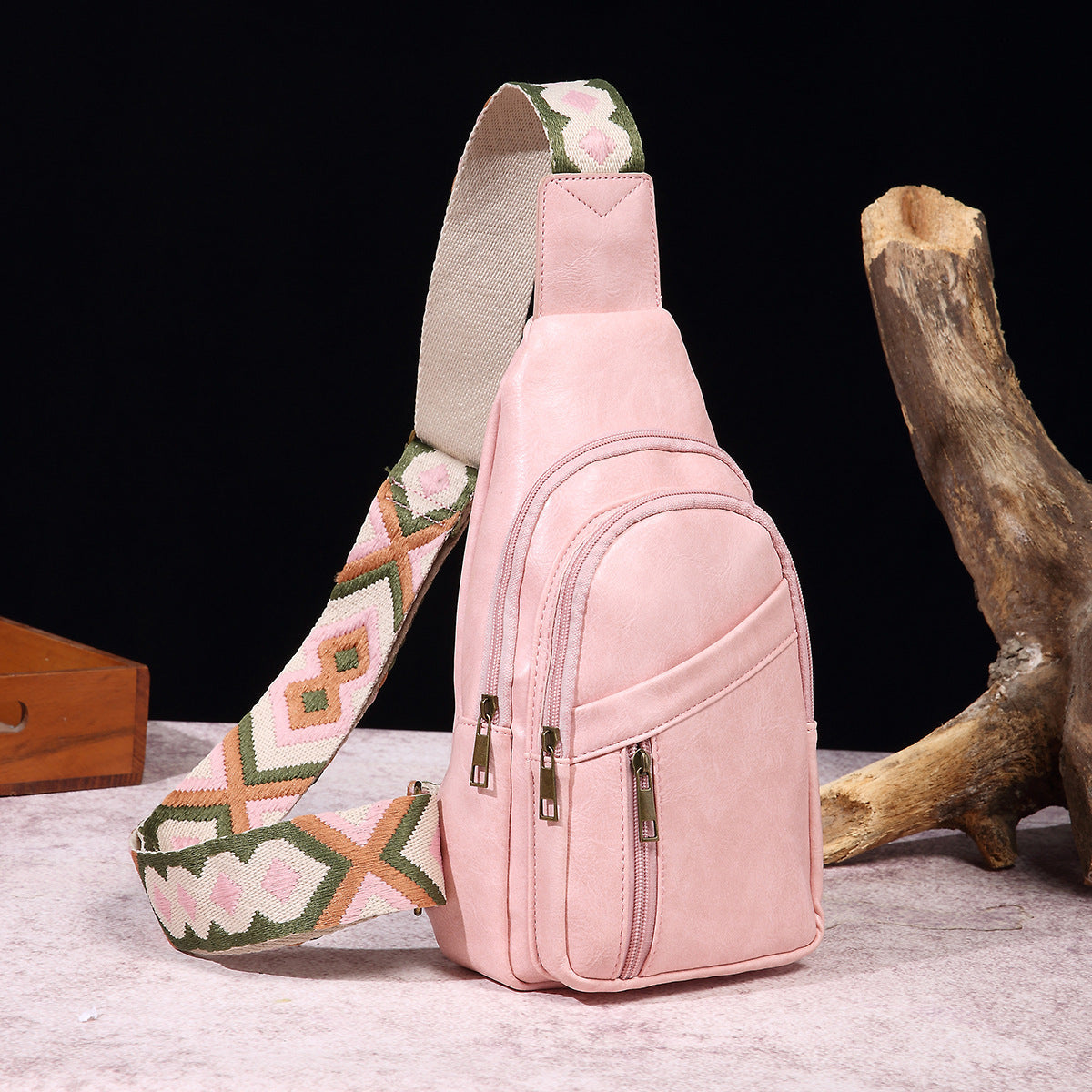 Women's Retro Casual Chest Bag