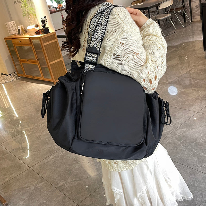 Nylon Fabric Large Capacity Travel Tote Handbag