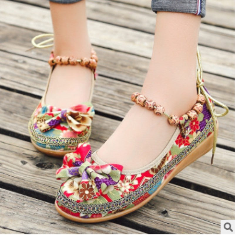 Women's Vintage Beaded Woven Embroidered Lace Flats