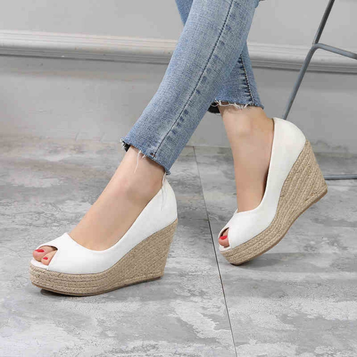 Korean And Slope Heel Fish Mouth Wedges