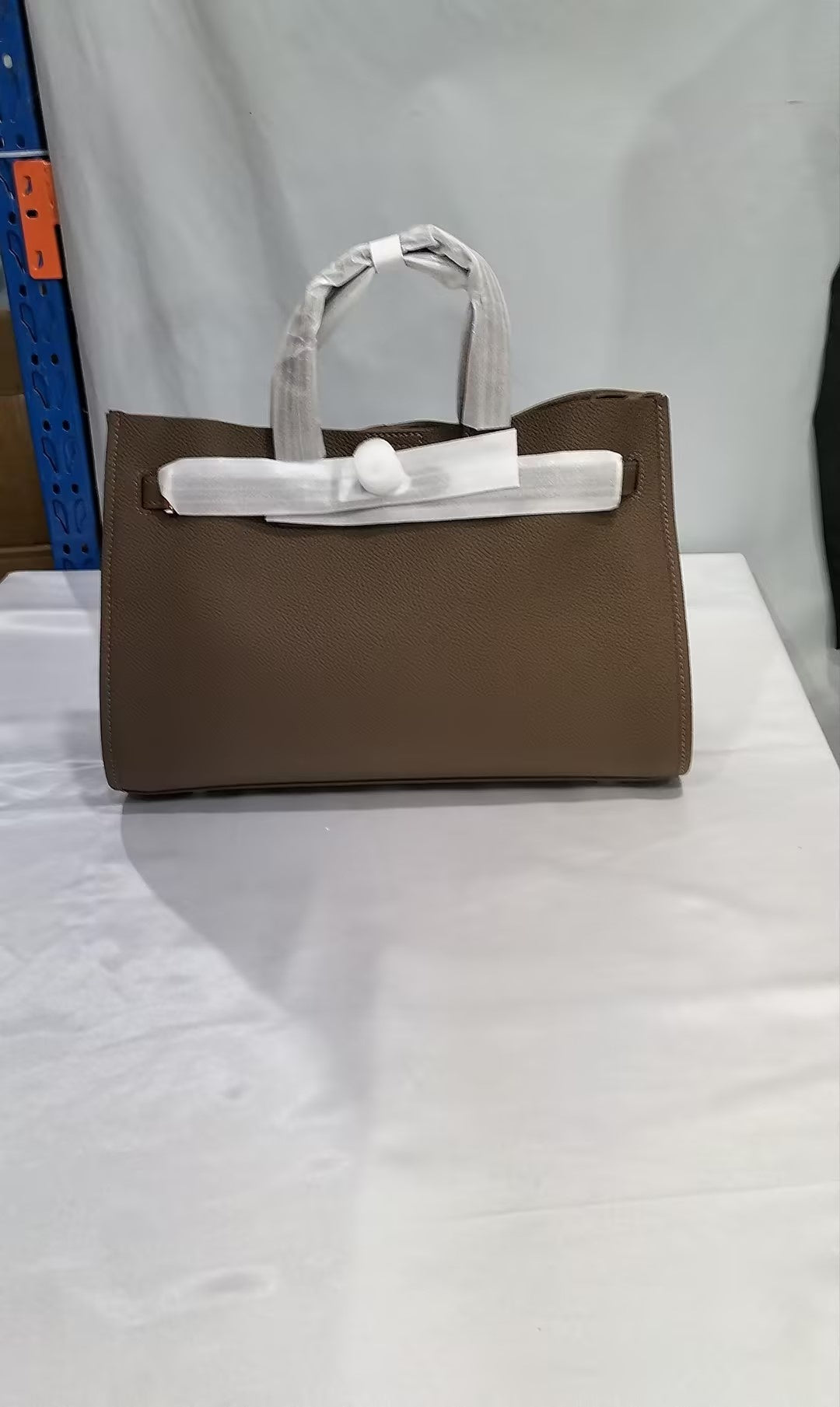 Women's Top Layer Cowhide Crossbody Bag
