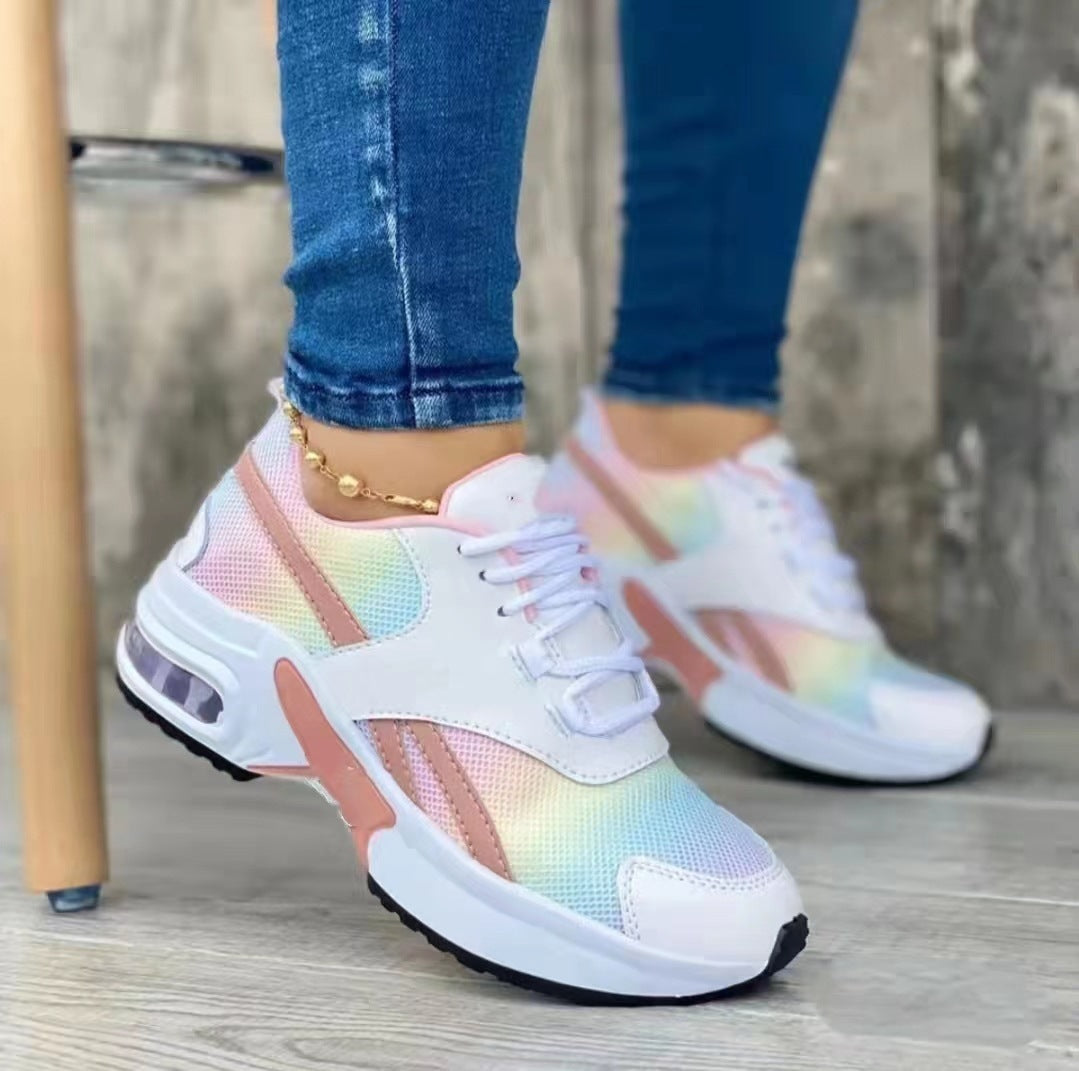 Round-Toe Lace-Up Shoes