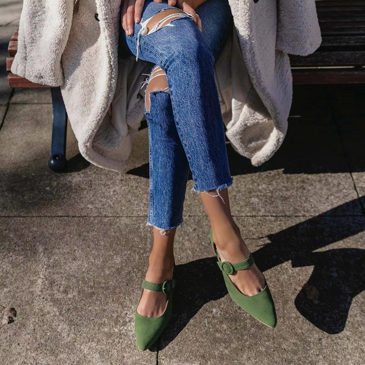 Pointed-Toe Block Heel Shoes