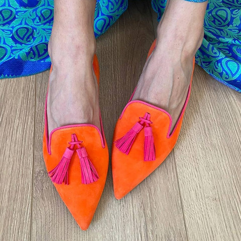 Low-Heeled Pointed-Toe Tassel Flats