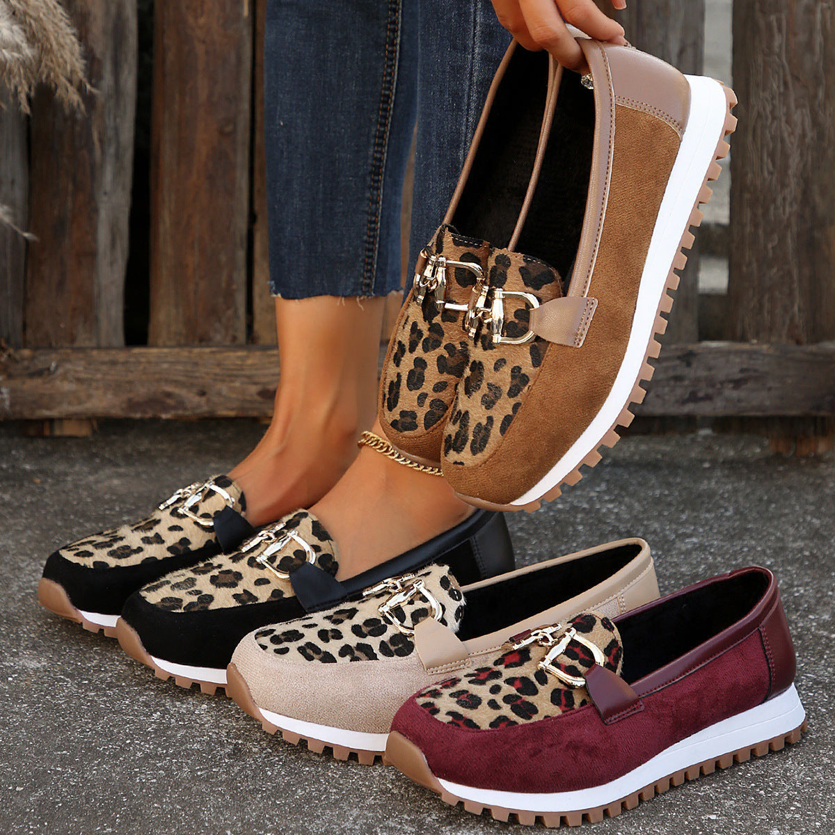 Women's Metal Buckle Flat Shoes