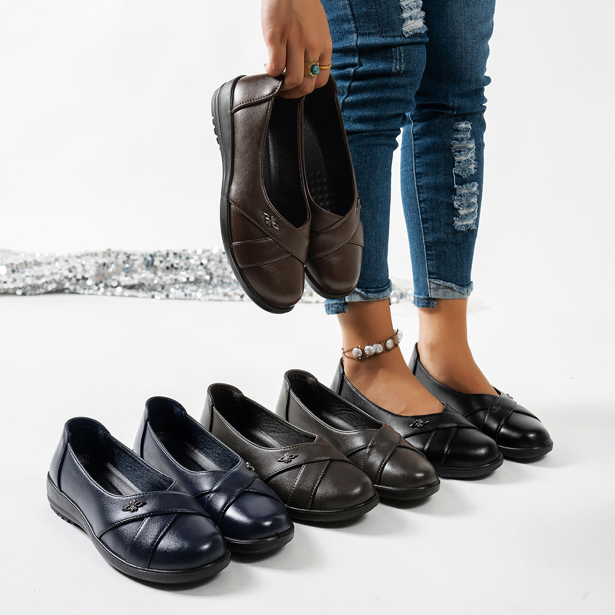 Women's Chanel-style Flat Loafers With A Metal