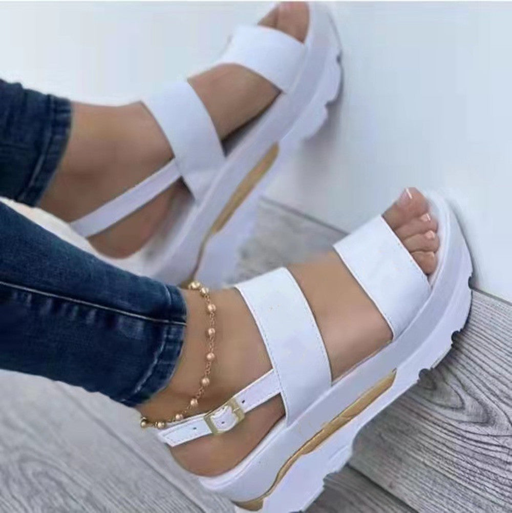 Women's Statement Round-Toe Platform Casual Sandals