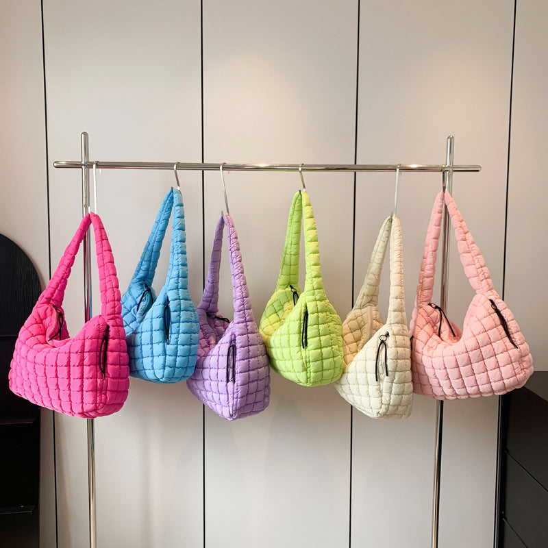 Women's Quilted Cloud Travel Bag