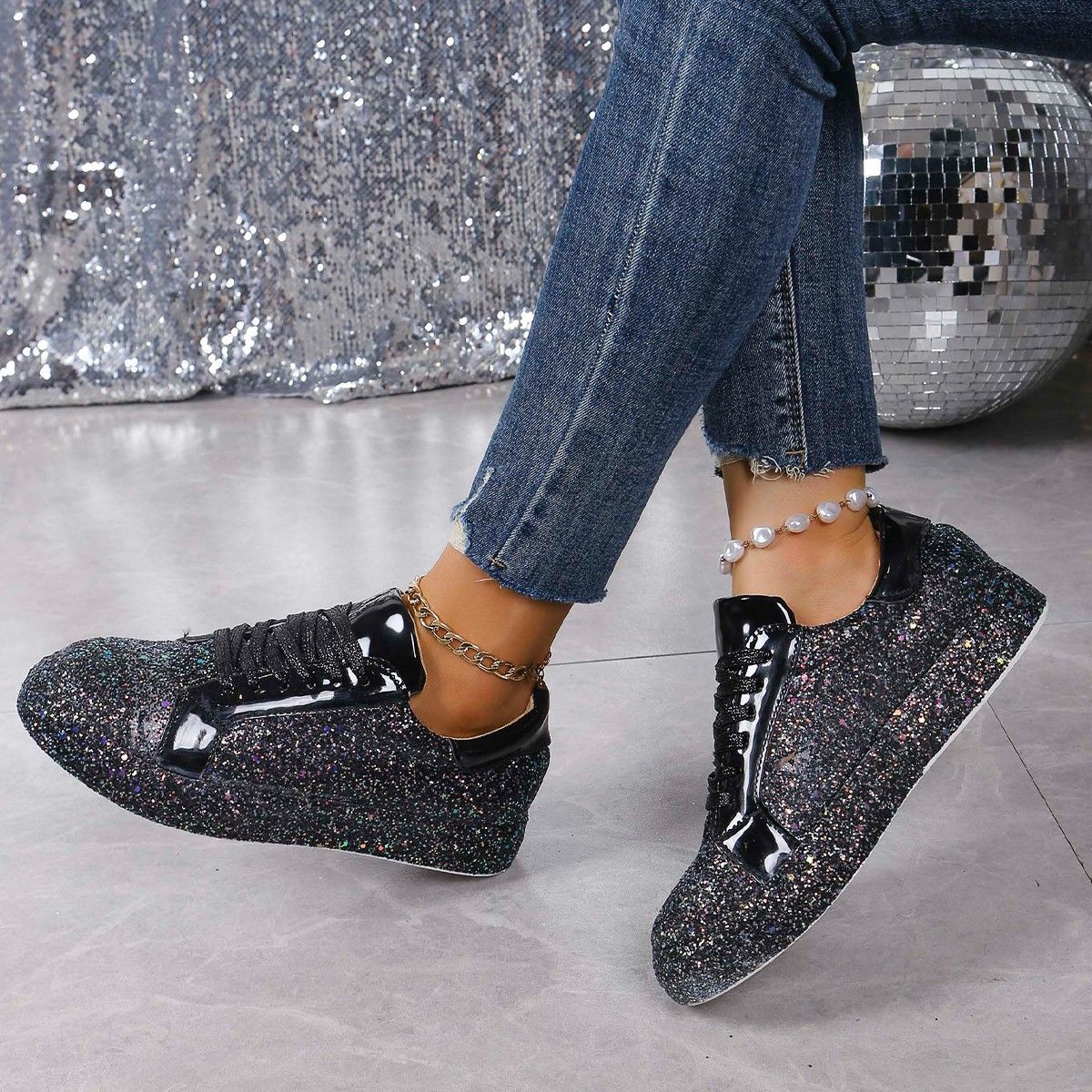 Women's Sequined Casual Lace-Up Sneakers